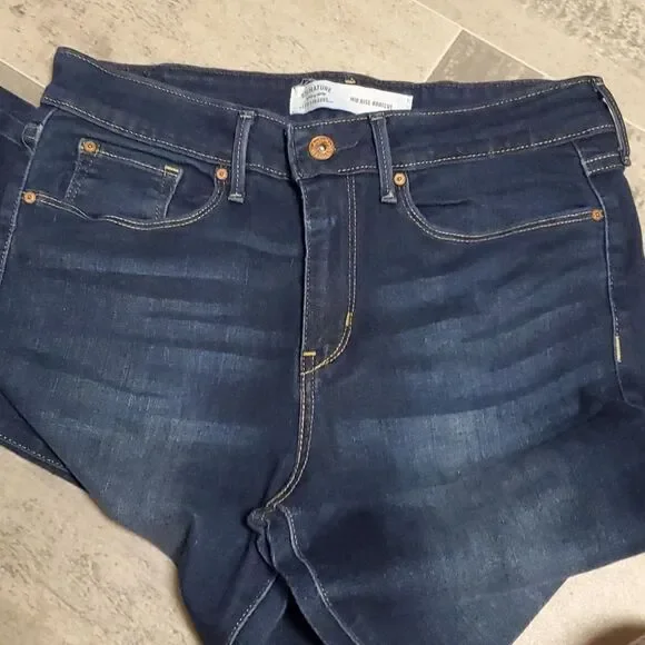 GUC Levis Mid Rise Dark Blue Bootcut Jeans - Picture 3 of 7